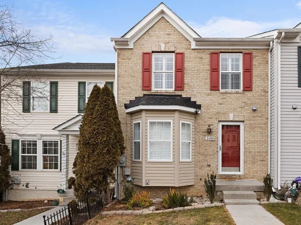 509 Hupps Hill Ct, Strasburg, VA 22657