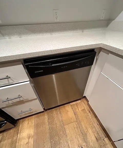 3302 Manhattan Ave #6 — Photo 18
