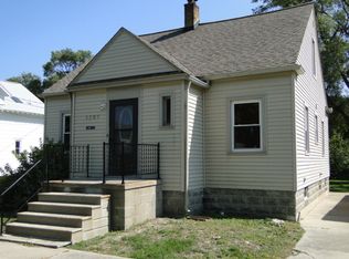 1207 S Henry St, Bay City, MI 48706