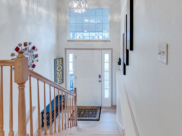 4016 Hawksbury Ln — Photo 1