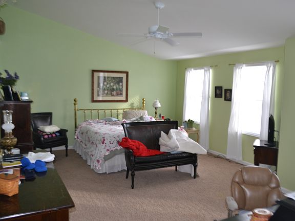5th image of 154 Deer Path Ct