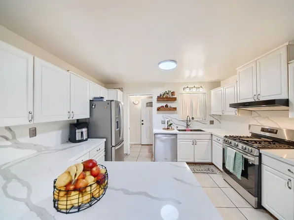 610 Highmoor Ave, Stockton, CA 95210