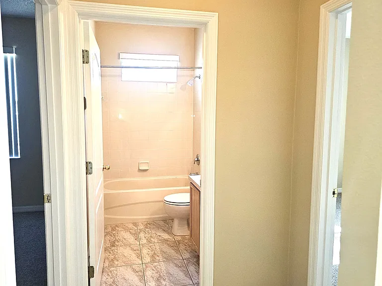 9935 Shadow Creek Dr — Photo 15