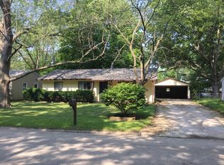 1109 Westfield Dr, Champaign, IL