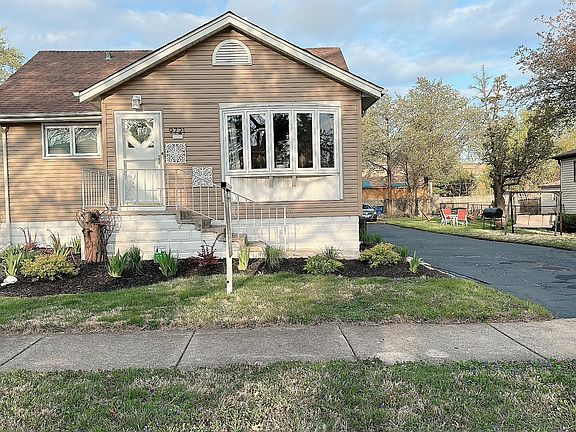 3rd image of 9721 Minnick Ave