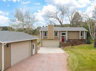 5145 Meadowlark Dr, Rapid City, SD 57702