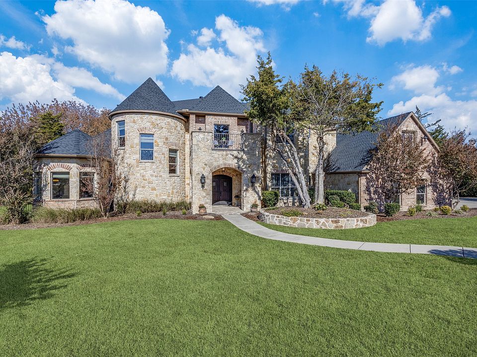 1st image of 411 Broadwing Dr