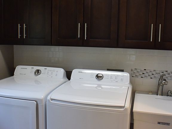 4th image of 3504 Marshall Ave