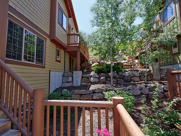 Multi-level garden