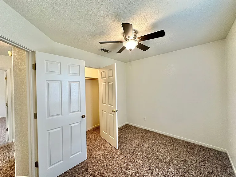 2508 Edgefield St — Photo 17