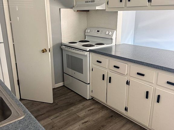 2nd image of 321 10th St