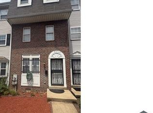 2112 Young St SE, Washington, DC 20020