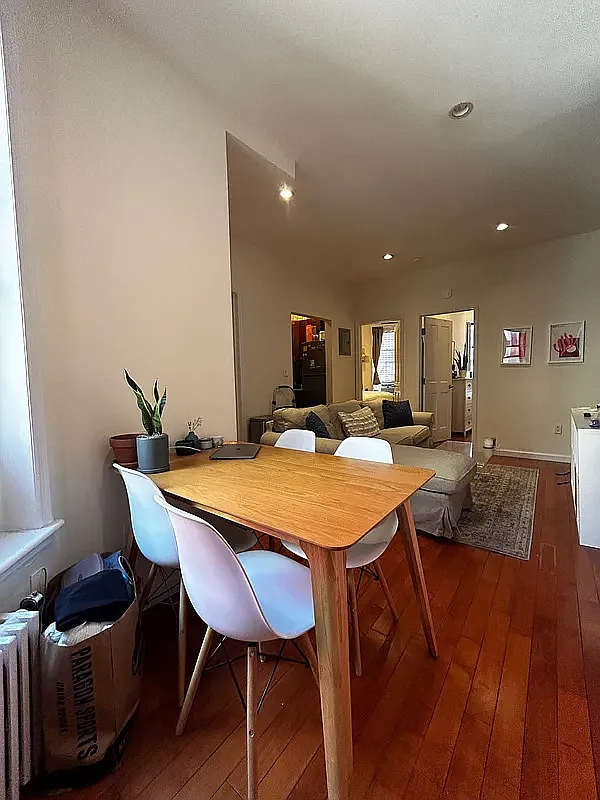 110 Saint Mark's Place — Photo 4