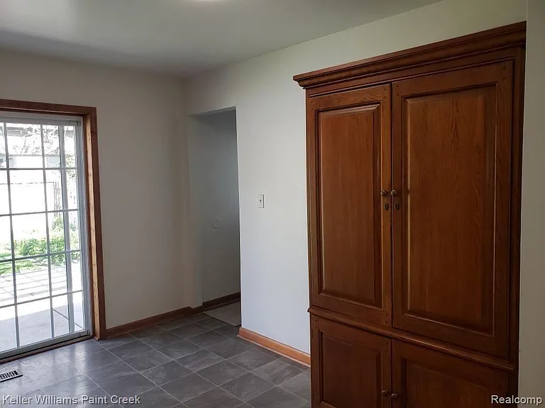 3136 Kilmer Dr — Photo 26
