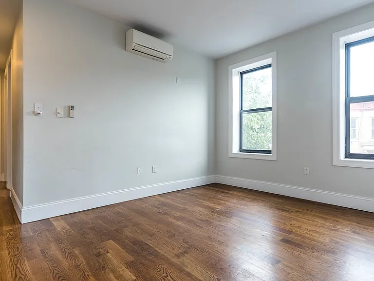 1635 Putnam Ave #5D — Photo 14