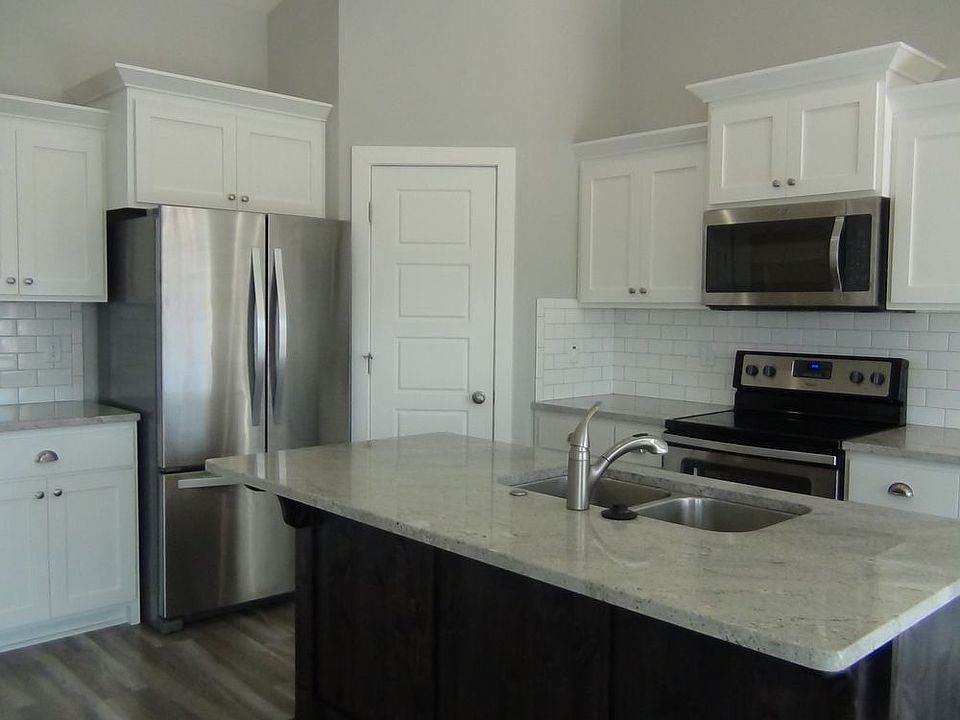2nd image of 430 Adobe Ct