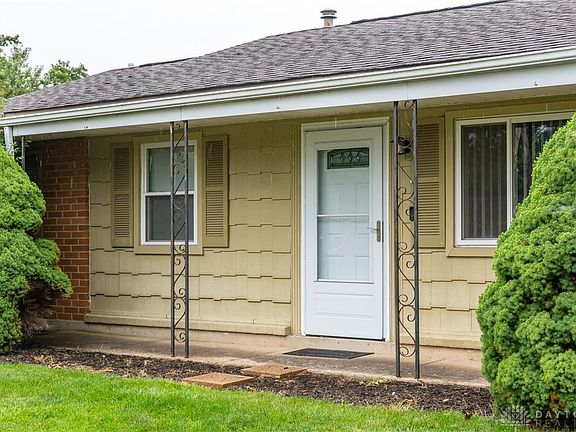 4th image of 1367 Sheridan Ct