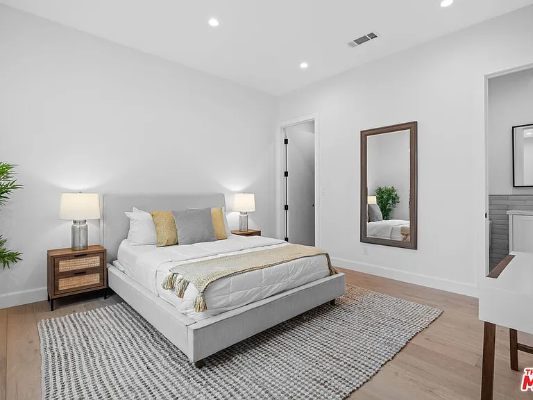 4475 Mammoth Ave — Photo 24
