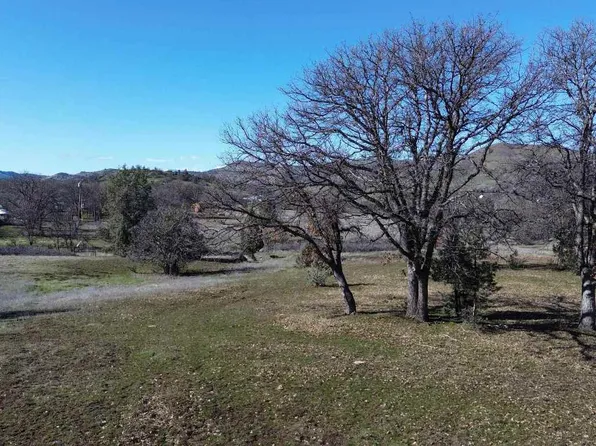 LOT 126 Dennis Ln, Hornbrook, CA 96044