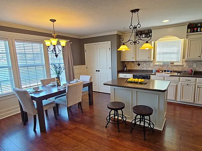 4024 Nelson Hill Pl — Photo 6