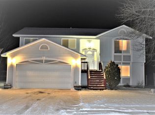 520 Sunset St, Saint Anthony, ID 83445