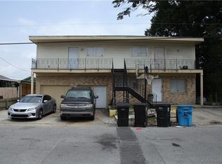 2305 Trio St, Chalmette, LA 70043