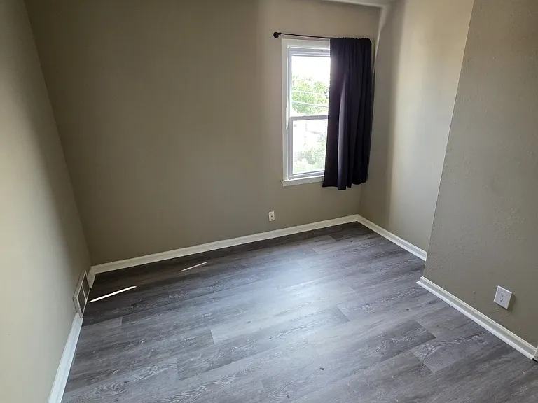 4839 W Lynndale Ave — Photo 11