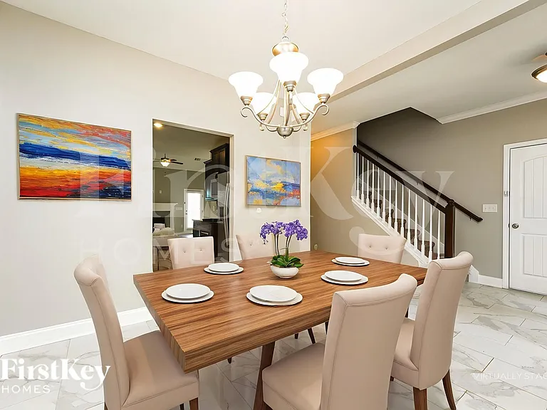 100 Orchard Ln — Photo 6