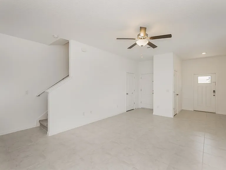 2136 Azure View Way — Photo 4