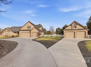 570 N Cove Colony Way, Eagle, ID 83616