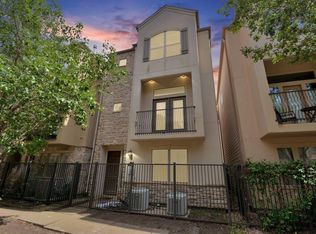 5815 Lacy St, Houston, TX 77007