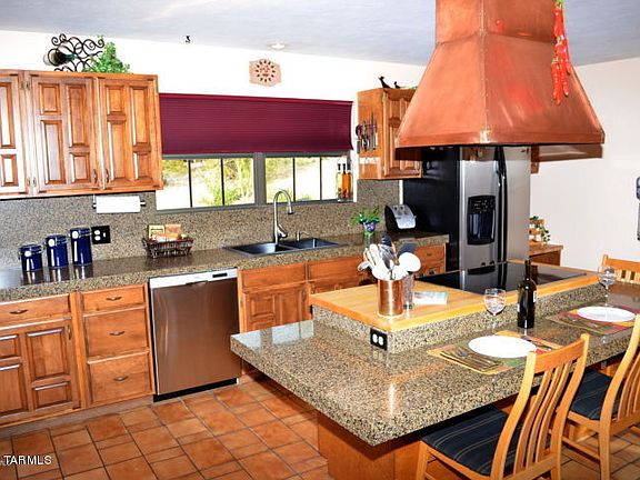 2nd image of 3822 N Mount Pleasant Dr