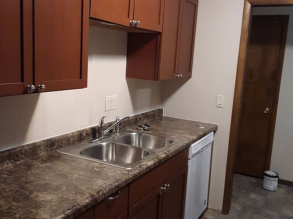 3rd image of 515 30th Ave S APT 3