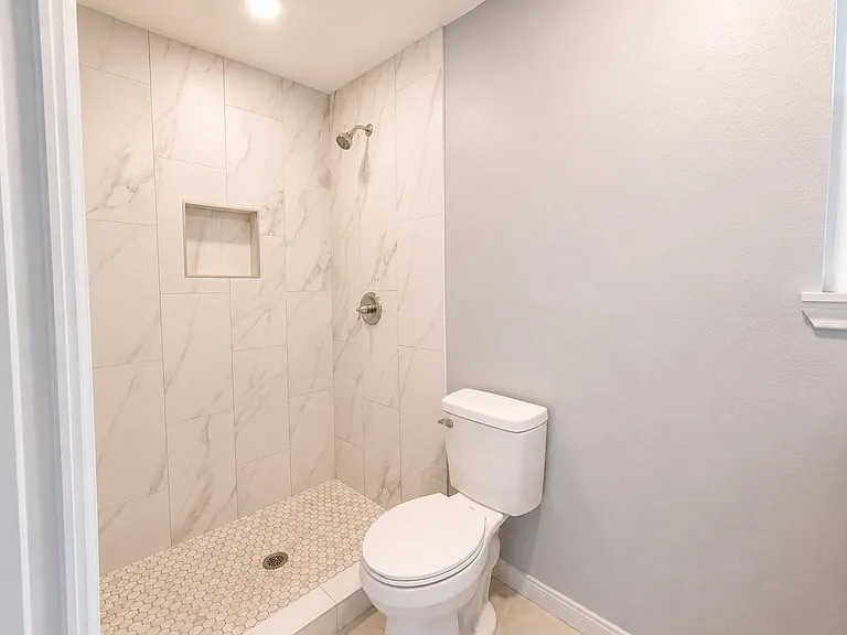 635 Nancy Rose St #1 — Photo 5