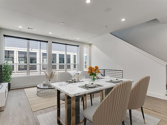 3rd image of 4718 Bryan St #205
