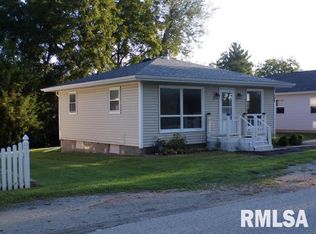 508 3rd St, Matherville, IL 61263