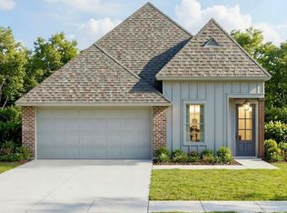 33499 Tenor Dr, Livingston, LA 70706