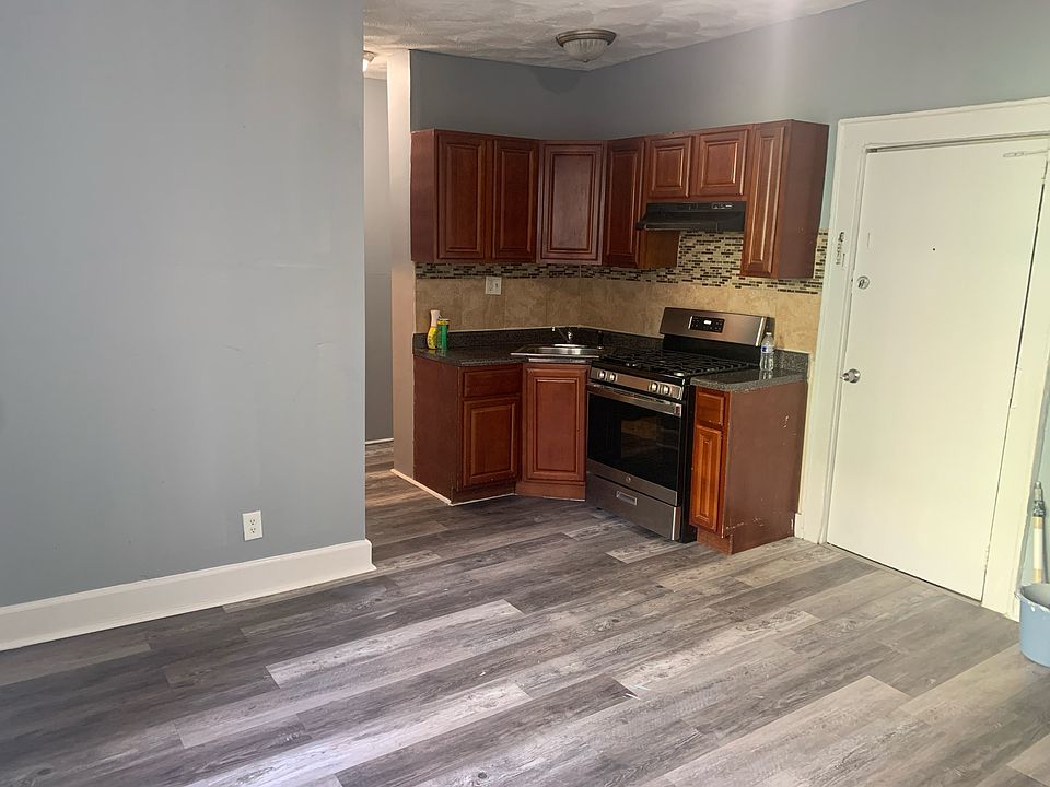 1st image of 18 N 12th St APT 106