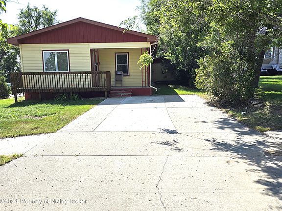 2nd image of 211 7th Ave W