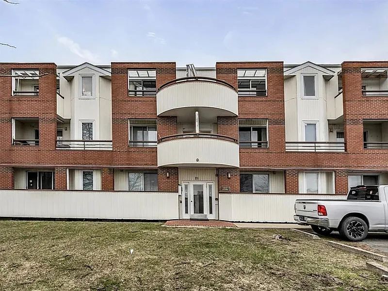2 bed, 2.0 bath, 1088 sqft, $1,997 — Photo 2