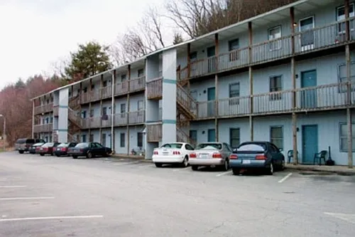 115 Rogers Dr Photo 1