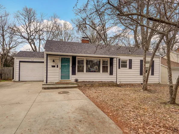 1511 S Roanoke Avenue, Springfield, MO 65807