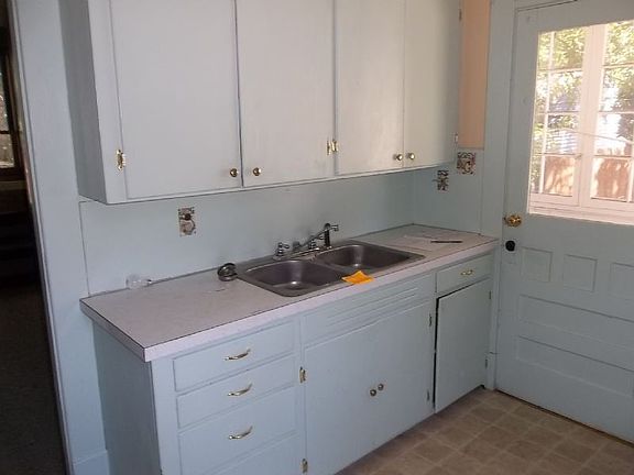 5th image of 21 Western Ave #560/647
