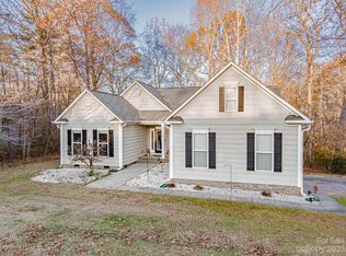 149 Canterbury Place Rd, Mooresville, NC 28115