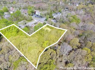 4609 Falmouth Rd, Cotuit, MA 02635