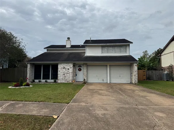316 Old Course Dr, Friendswood, TX 77546