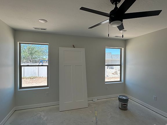 5th image of 3887 N Hawks Landing Loop #9