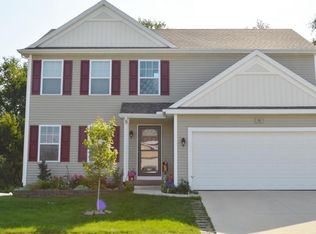 59 Lake Ridge Dr, Mason, MI 48854