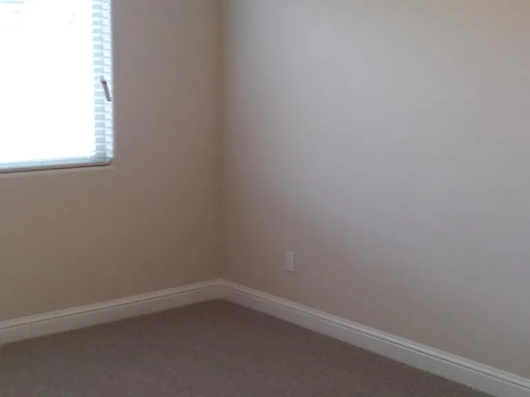 4890 Kinross Ct — Photo 13
