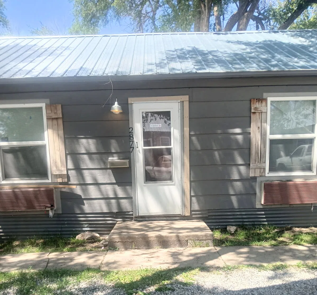2877 S Davidson St — Photo 1